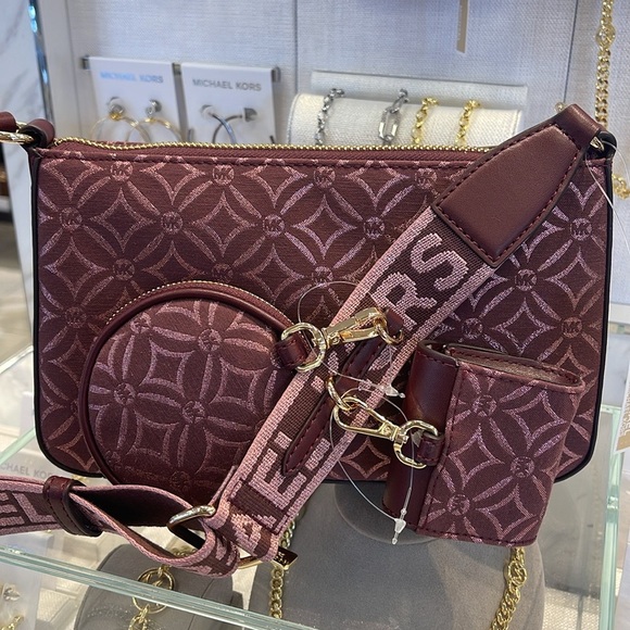 MICHAEL KORS Jet Set Travel Small Logo Jacquard Crossbody With Tech Attach NWT - Picture 16 of 16